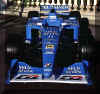 benetton2_00.jpg (18000 bytes)